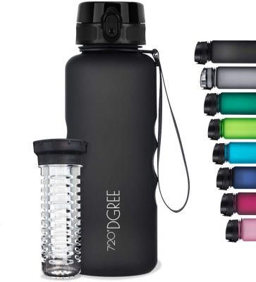 720°DGREE Trinkflasche “uberBottle“ softTouch +Früchtebehälter - 1,5L - BPA-Frei - Wasserflasche für Sport, Fitness, Outdoor, Wandern - Große Sportflasche aus Tritan - Leicht, Nachhaltig